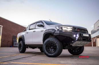 TOYOTA HILUX N80 4WD MO990 ROTARY GLOSS BLACK